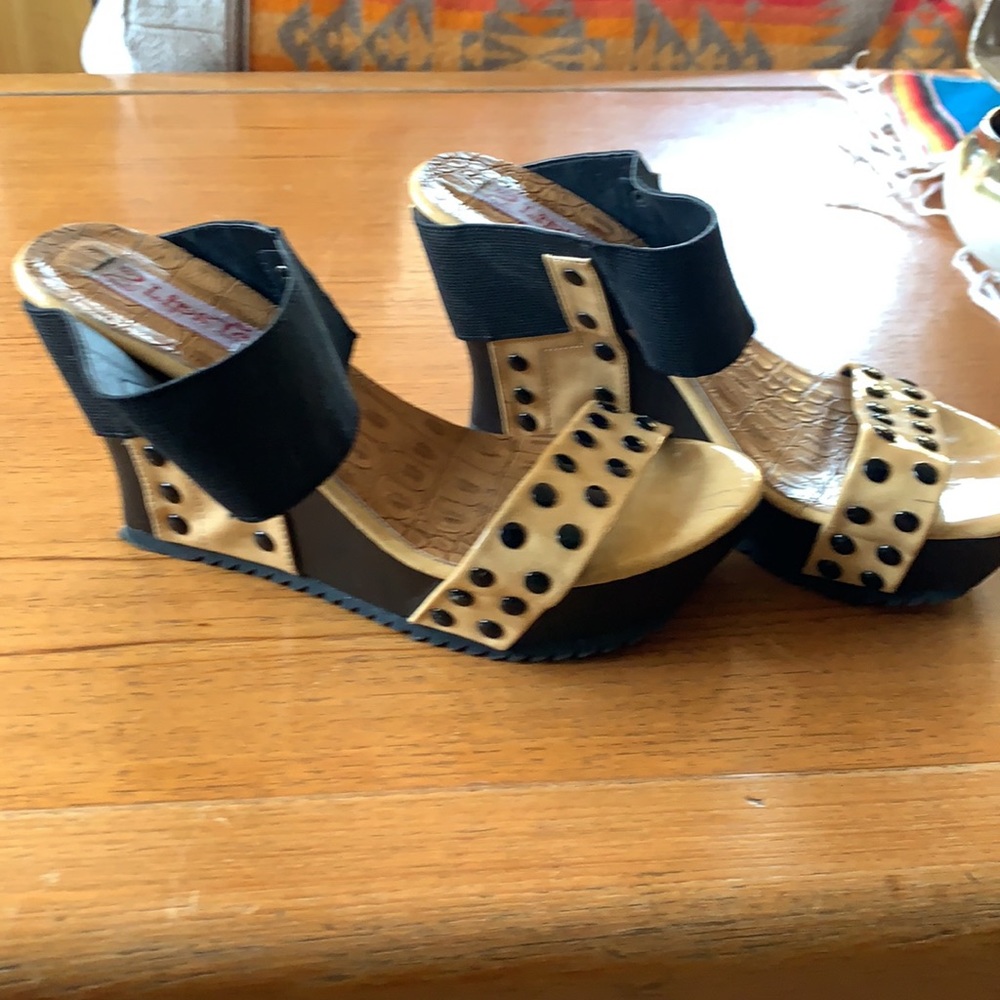 2 Lips Too platform sandals - Picture 3 of 7